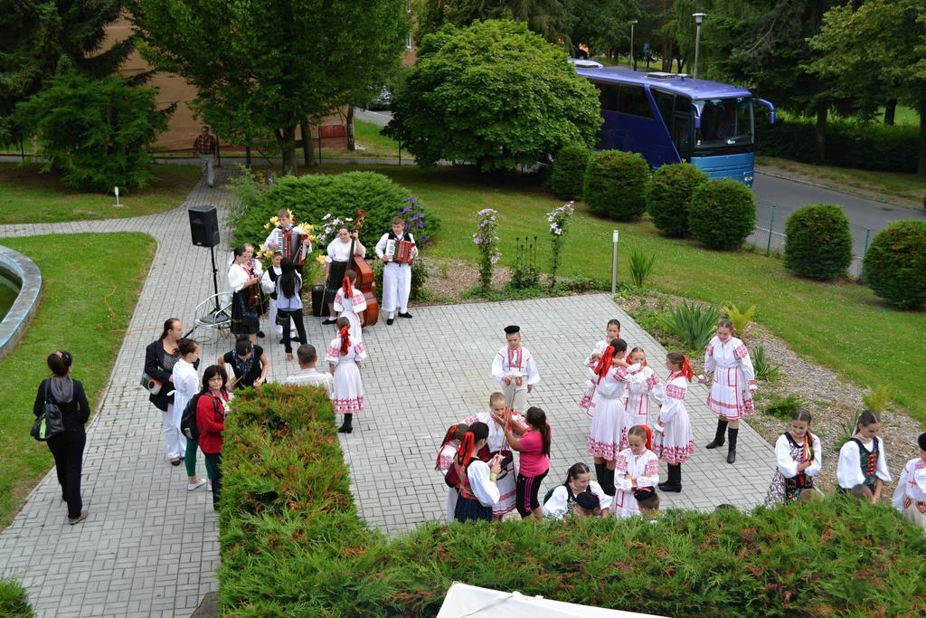 Hotel Rozvoj Klatovy Exterior photo